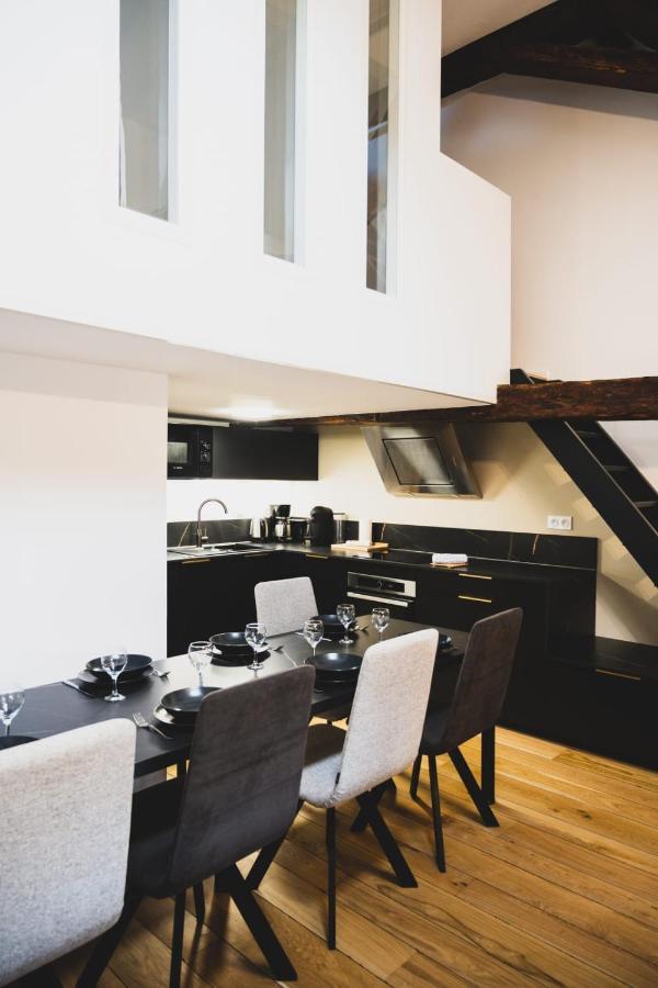Le Septqatre - Grand Triplex Au Coeur De La Vieille Ville Άννεσι Εξωτερικό φωτογραφία